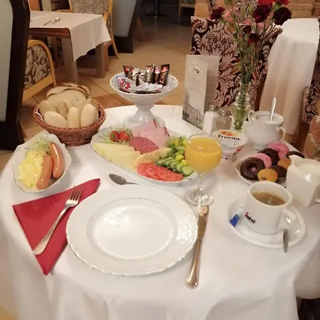 Hotel Palac Biedrusko
